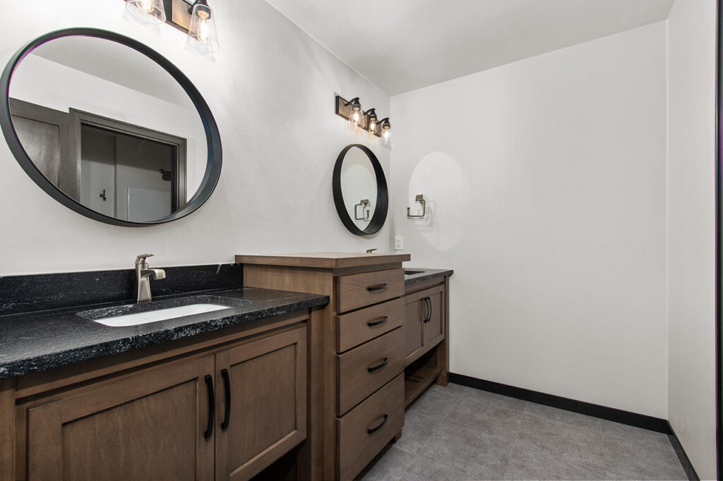 industrial-master-bathroom-with-granite-countertops