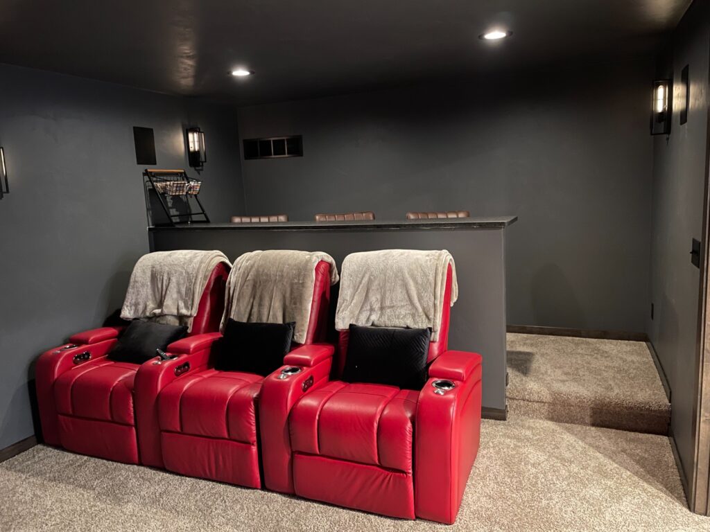 red-movie-chairs-in-kaukauna-wi-basement-theater