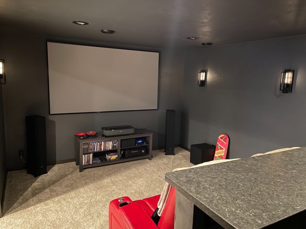 movie-room-in-kaukauna-wi-basement