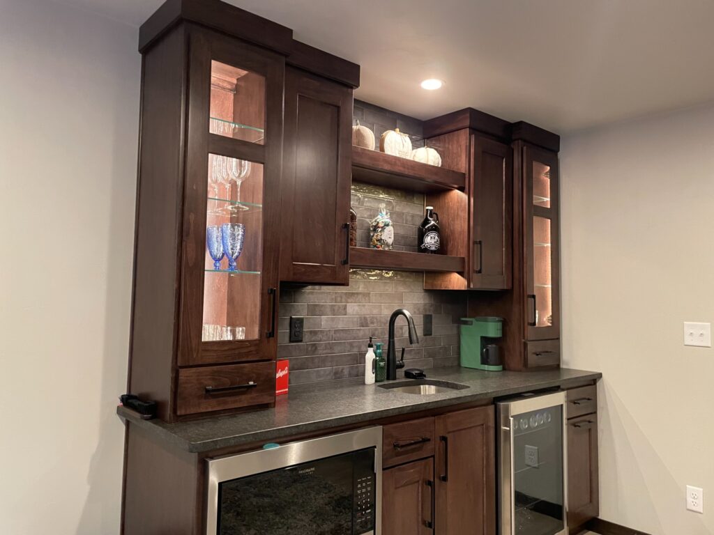 basement-wet-bar-with-custom-wood-cabinetry