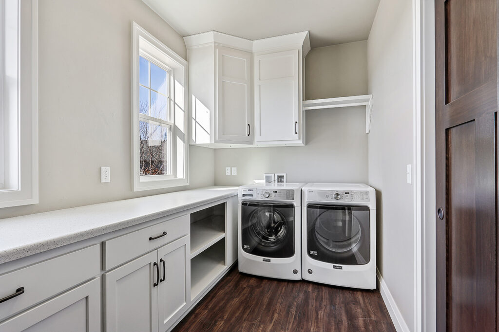 laundry-room-washer-and-dryer