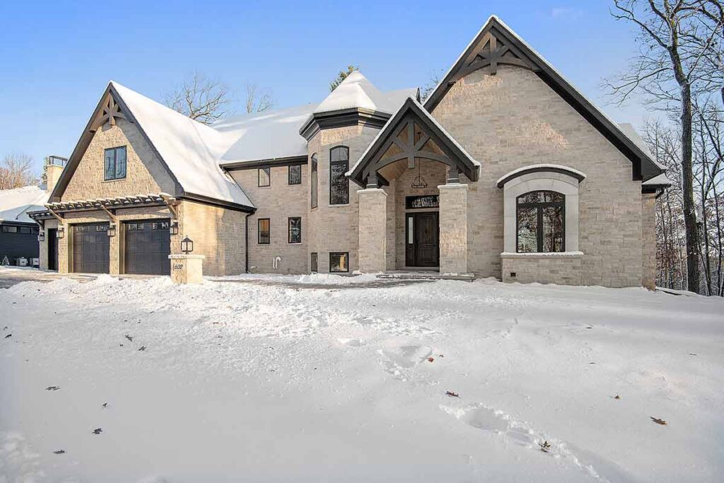 stone-house-built-in-appleton-wi